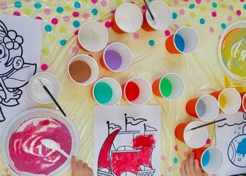Парк усадьба «Алтуфьево» и педагог семейных классов "СОдружество"приглашает детей 6-10 лет на бесплатный мастер-класс по рисованию цветным песком 